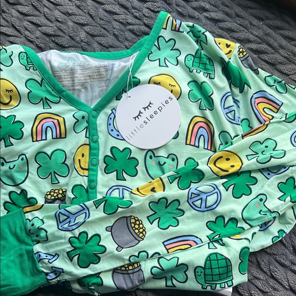Little Sleepies Mint Shamrock and Rainbow Pajama Set - Picture 3 of 3
